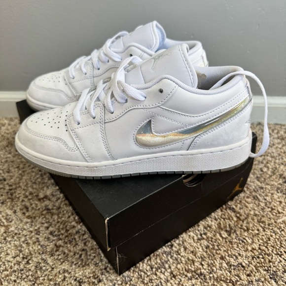 Air Jordan 1 Low Glitter Swoosh Sneakers - Picture 3 of 6